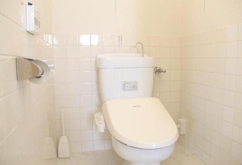 דירת חדר, Shirasakiso