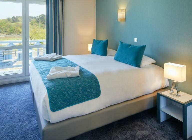 Семейный Номер, Aigue Marine