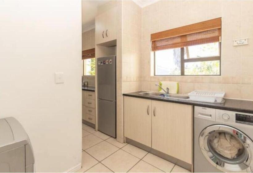 منزل 3 غرف نوم, Blue Sanctuary