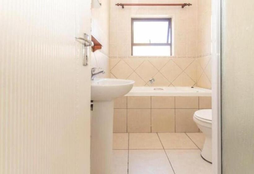 منزل 3 غرف نوم, Blue Sanctuary