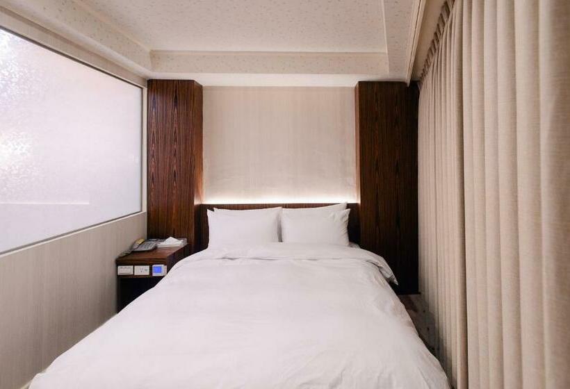 اتاق استاندارد, Duke Business