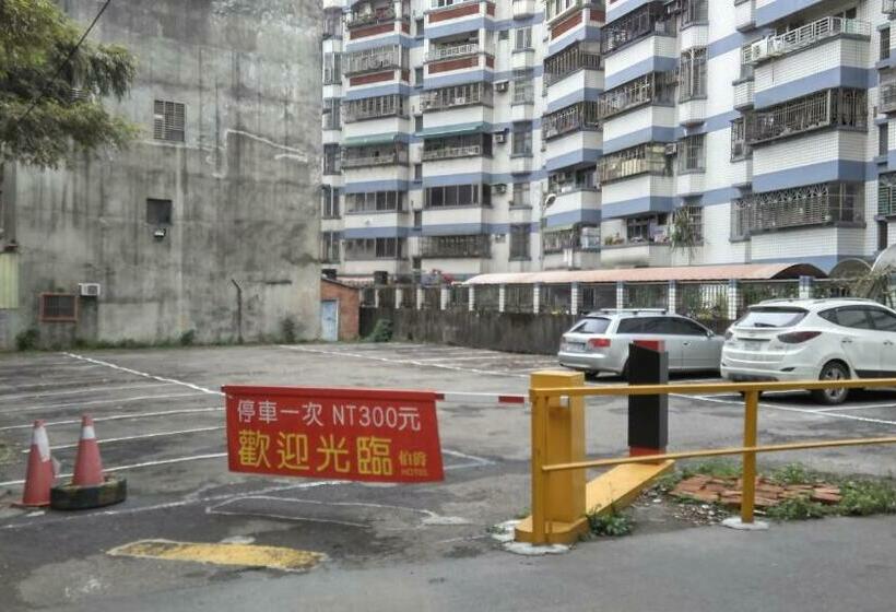 اتاق استاندارد, Duke Business