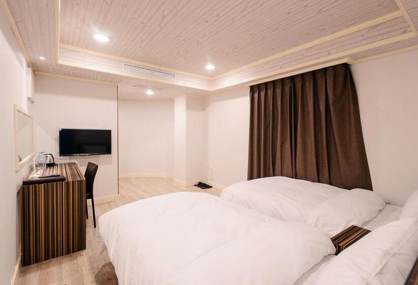 اتاق استاندارد, Duke Business