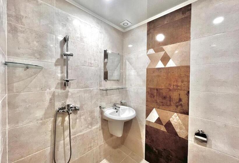 Номер Стандарт Трехместный, Chrystal Guest House