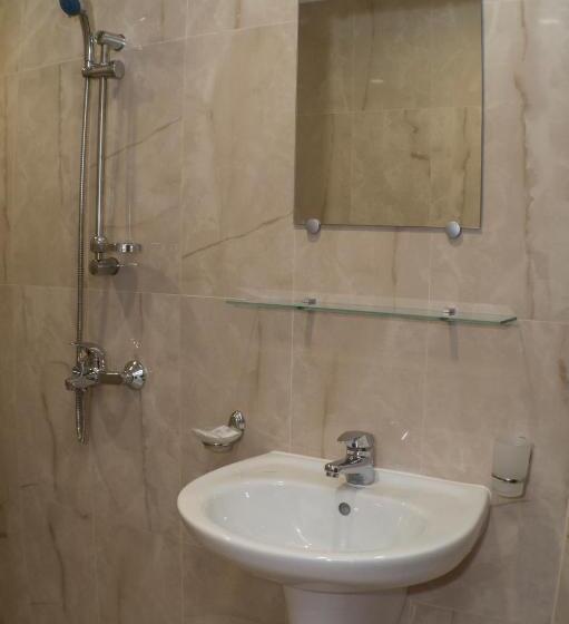 דירת שני חדרים, Chrystal Guest House