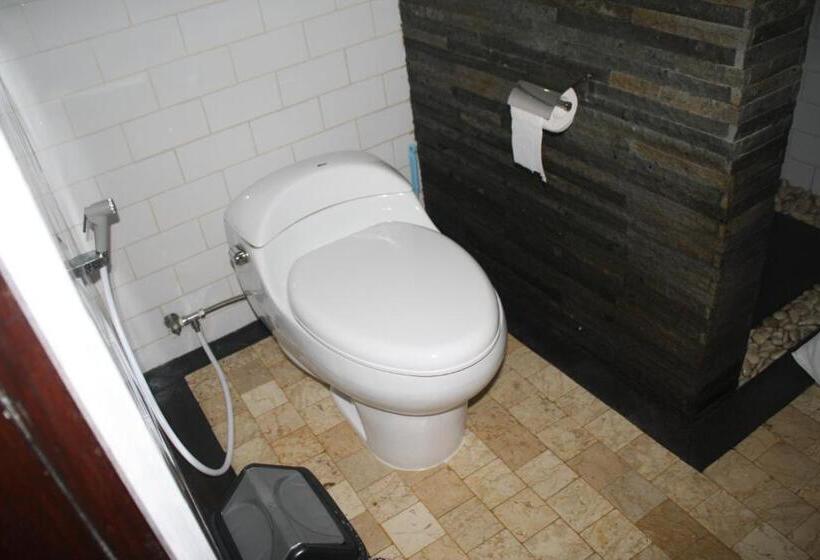 بنجلو قياسى, De Puspa Residence Seminyak