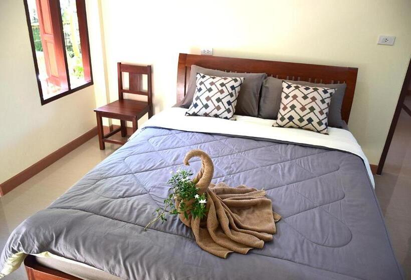 스탠다드 룸 킹사이즈 침대, Siam Guesthouse
