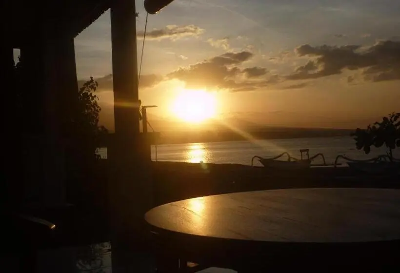 オーシャンビューデラックスルーム, Tambun Sari Beach Homestay