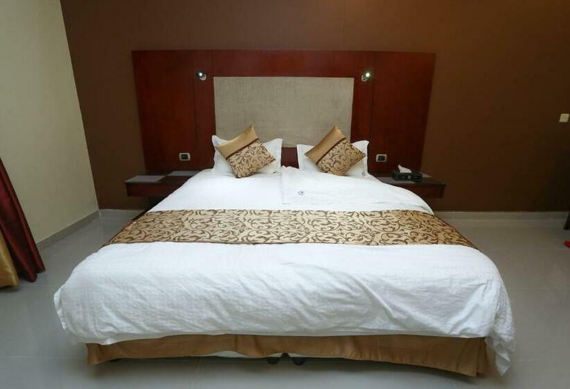 Апартаменты 2 Спальни, Raoum Inn Hawtah Bani Tamim