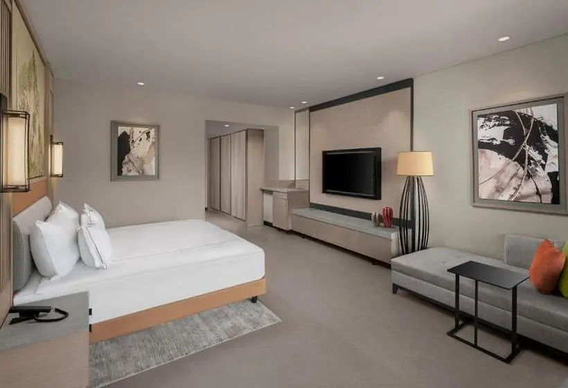 Deluxe Room with Views