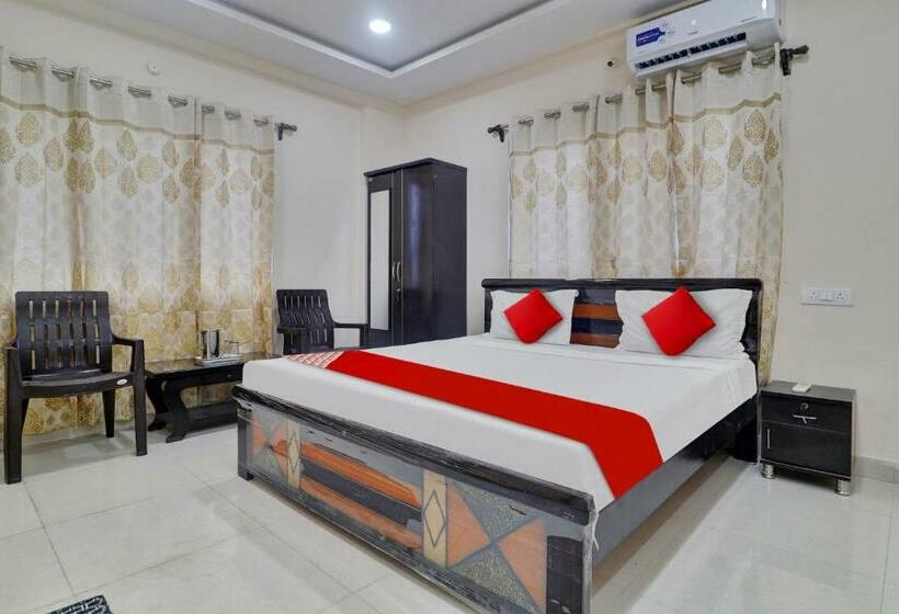 غرفة كلاسيكية ثلاثية, Shri Ganesh Residency