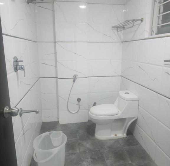 スタンダードルーム, Western Keys