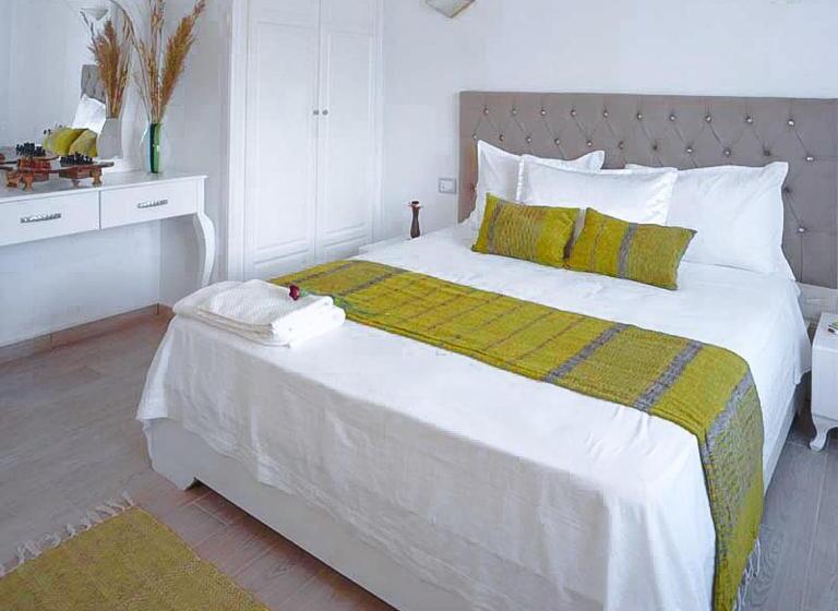 スタンダードルーム, Dar Oguz