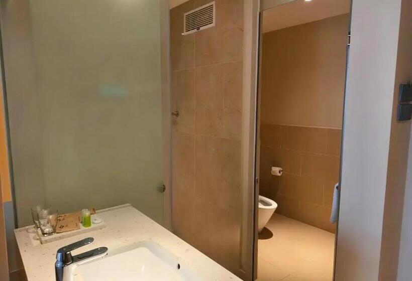 اتاق لوکس با چشمانداز دریا, The Sea View Cam Ranh Beach Resort