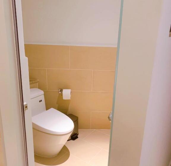 سوئیت با تخت بزرگ, The Sea View Cam Ranh Beach Resort