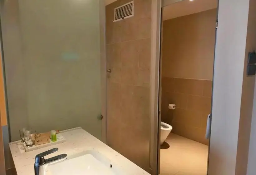 اتاق لوکس, The Sea View Cam Ranh Beach Resort