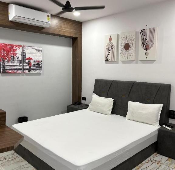 带大床的豪华间, Fortune