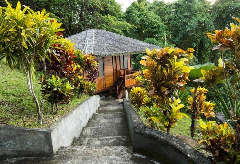 בקתה סטנדרטית עם נוף לים, K2 Lembeh Dive Resort