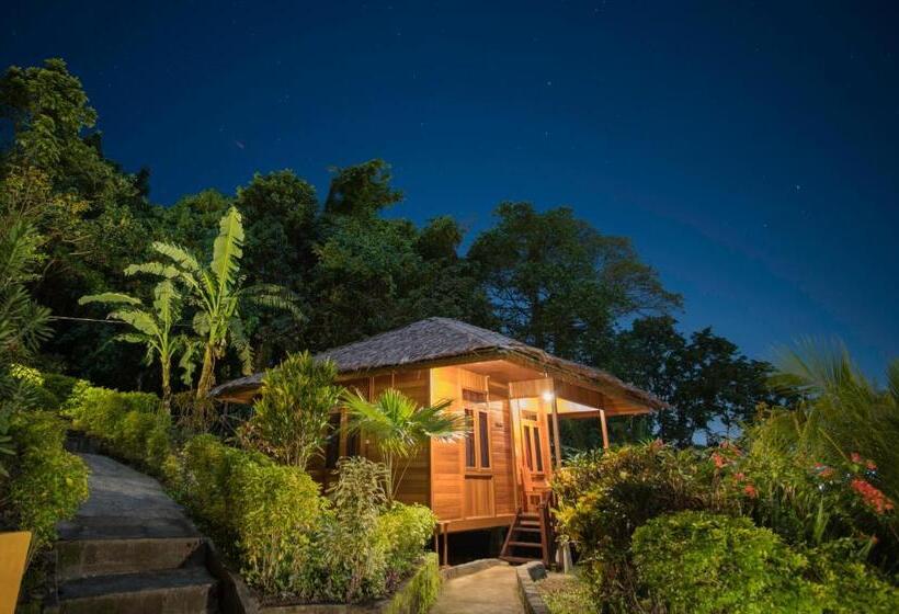 בקתה סטנדרטית עם נוף לים, K2 Lembeh Dive Resort