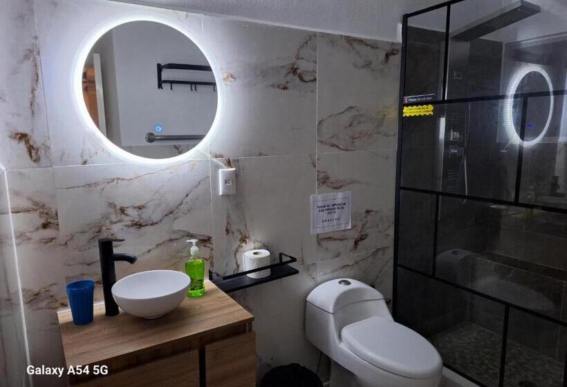 اتاق لوکس با چشم‌انداز دریا, Casa Breizh