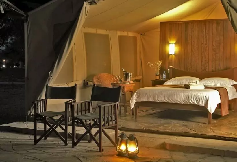 اتاق لوکس سه تخته, Ashnil Aruba Lodge