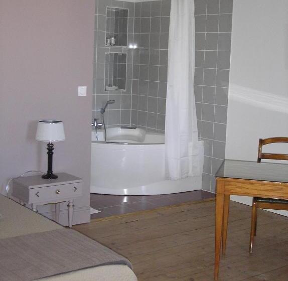 高级大房间, La Saudade