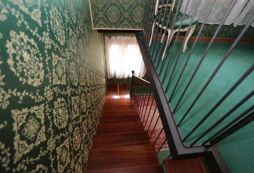 سوییت جونیور, Residenza La Campana