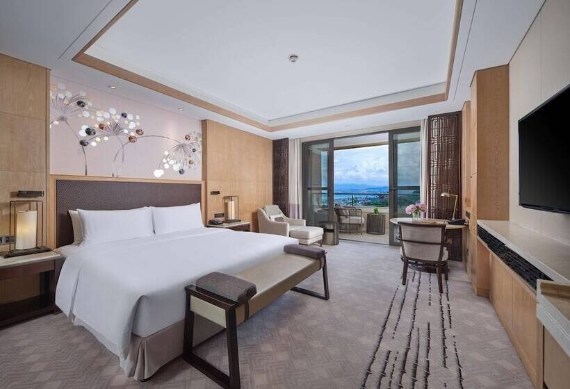 이그제큐티브 룸, Hilton Dali Resort & Spa