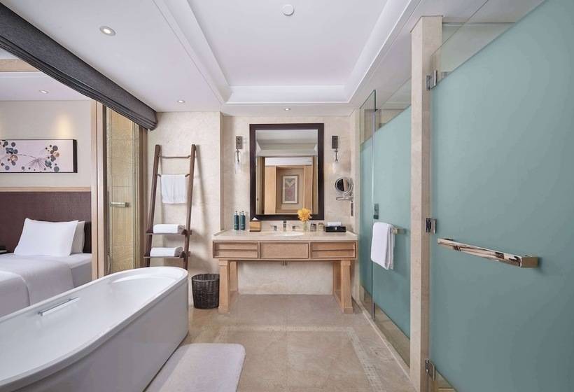 이그제큐티브 룸, Hilton Dali Resort & Spa