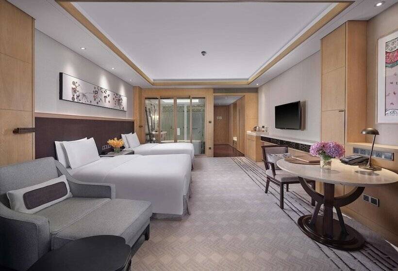 이그제큐티브 룸, Hilton Dali Resort & Spa