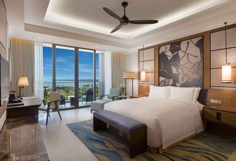 Номер Стандарт Кровать Кинг Адаптированный для Инвалидов, Hilton Dali Resort & Spa