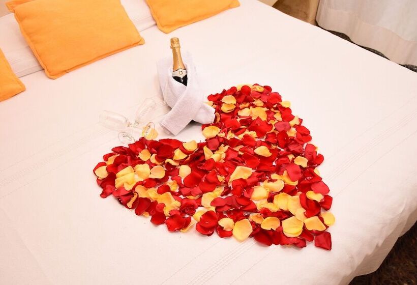 2 Bedroom Superior Room, Arena Suites