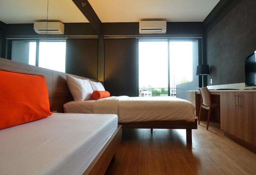 חדר סטנדרט, Azumi Boutique