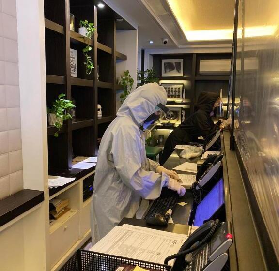 חדר סטנדרט, Azumi Boutique