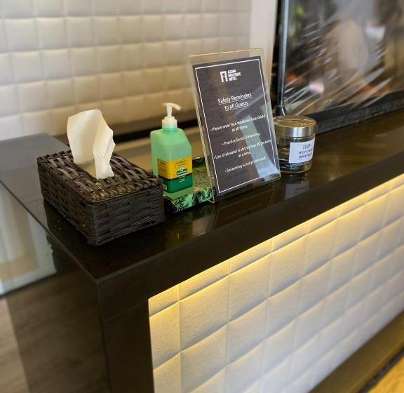 חדר סטנדרט, Azumi Boutique