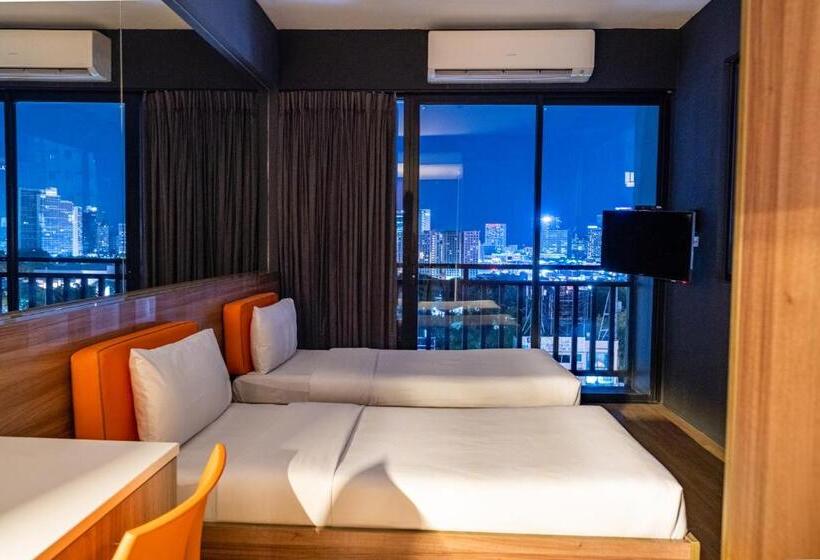 חדר סטנדרט, Azumi Boutique