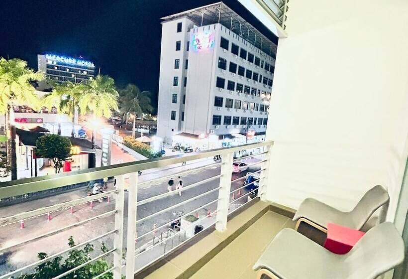 Номер Deluxe Кровать Кинг, Cenang Plaza Beach