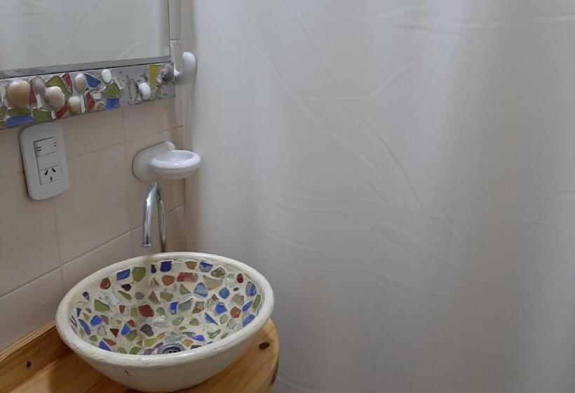 اتاق استاندارد, Uritorco