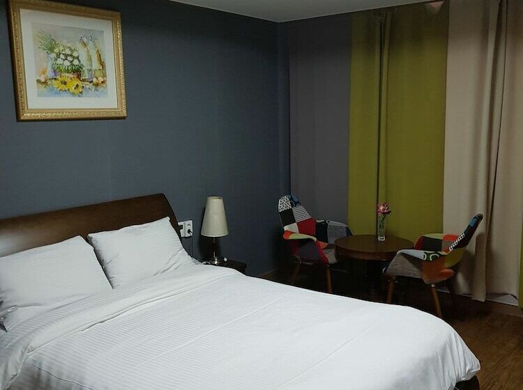 Номер Стандарт, Chungju Grand