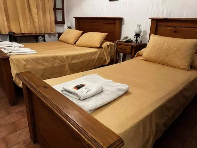 اتاق استاندارد سه نفره, Colonial