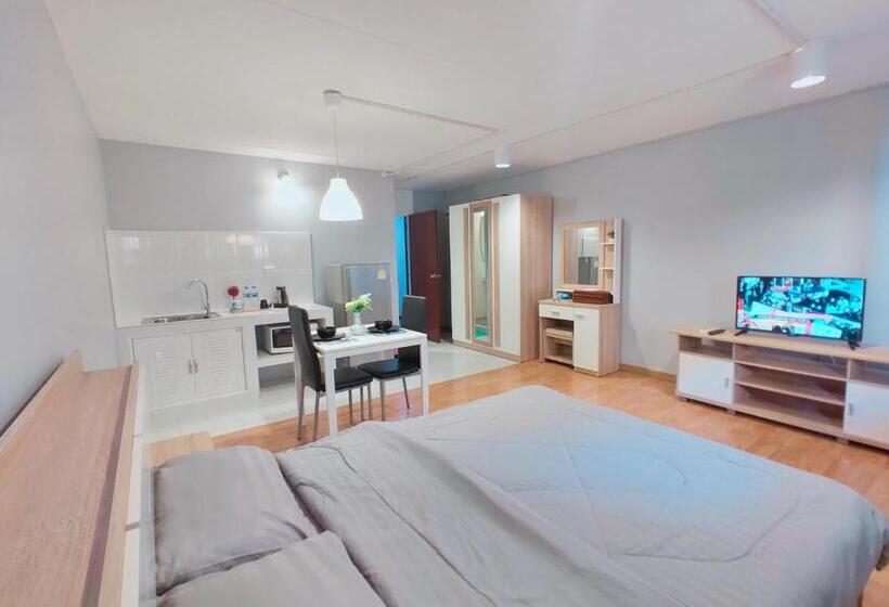 استودیوی استاندارد, Popular Condo เมืองทองธานี