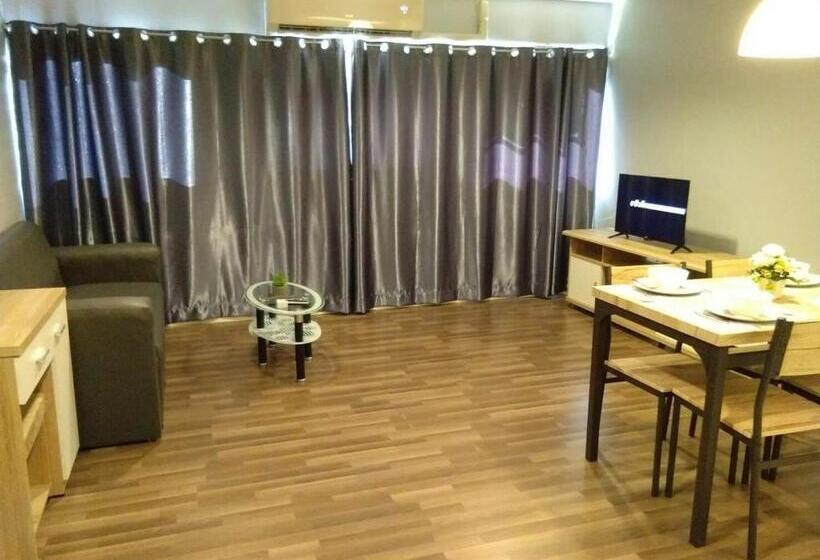 اتاق استاندارد سه نفره, Popular Condo เมืองทองธานี