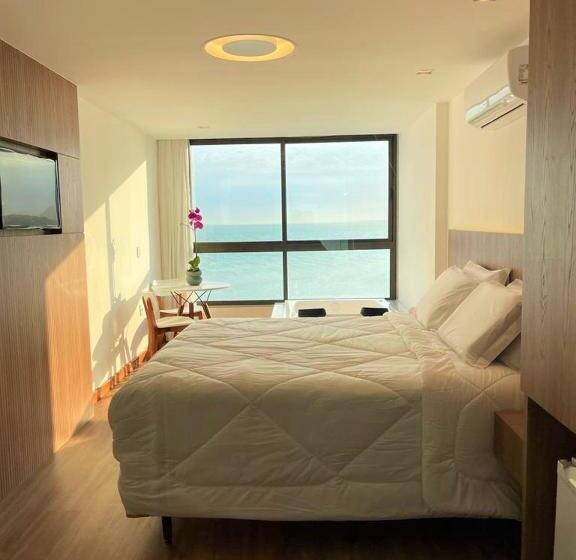 סוויטה עם ג'קוזי, Espadarte