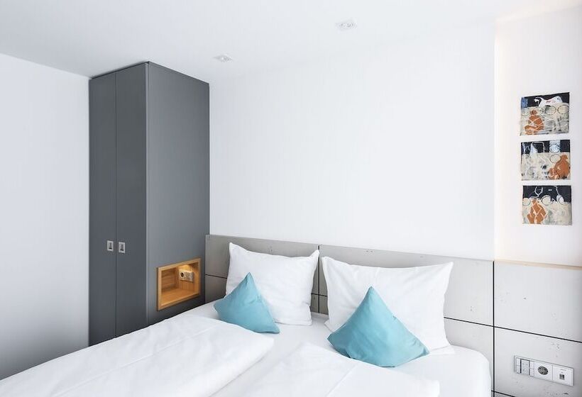 Полулюкс с Балконом, Hgs³