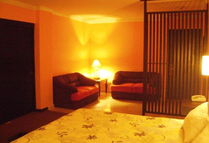 スイート, Le Gar