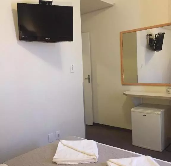 デラックスの４人部屋, Novo Hamburgo Business