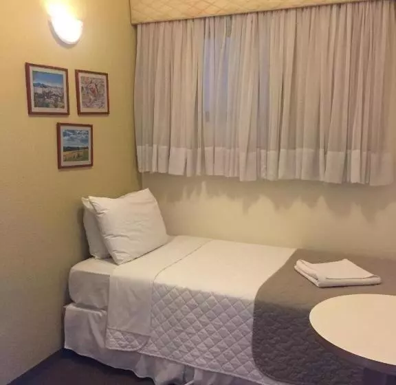 デラックスの４人部屋, Novo Hamburgo Business