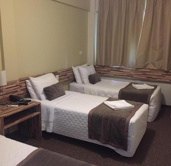 Трехместный Номер Deluxe, Novo Hamburgo Business