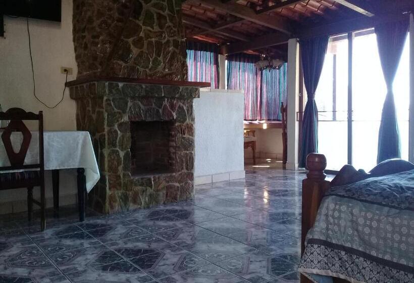 Suite with lake view, Nuestro Sueño