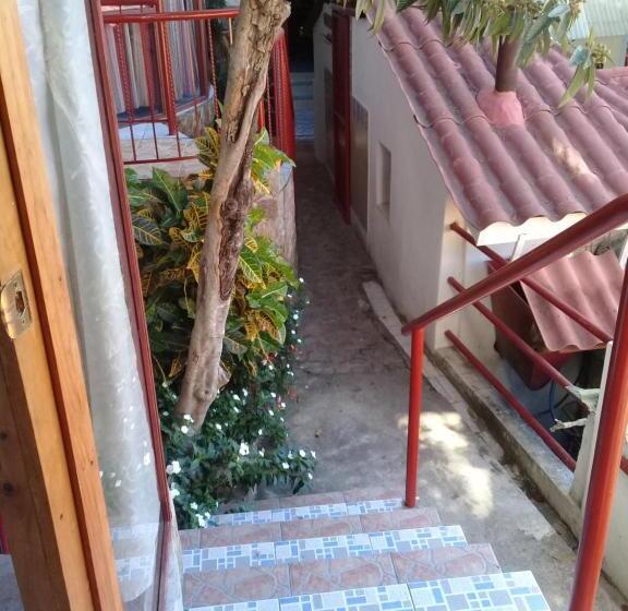 اتاق لوکس, Nuestro Sueño